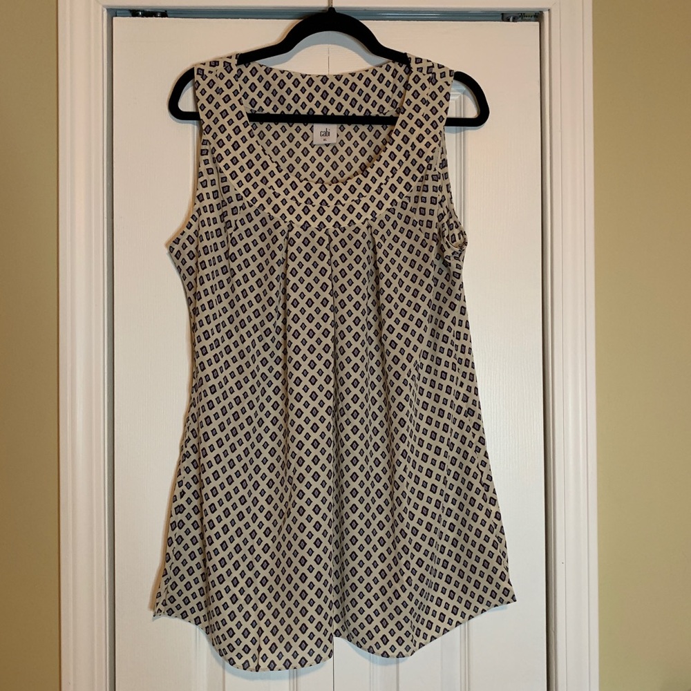 Cabi XL cami/blouse Cream and Blue NWOT